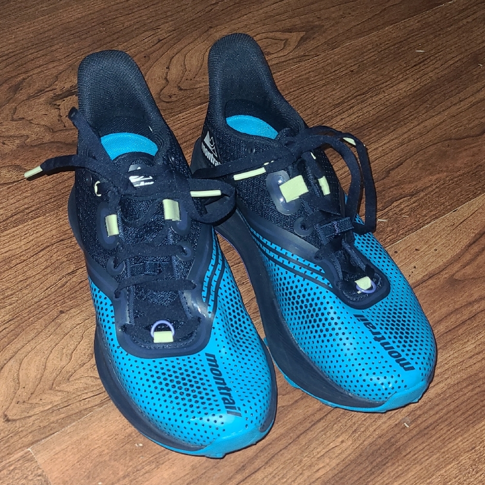 Columbia Blue and Black Athletic Shoes Size 8